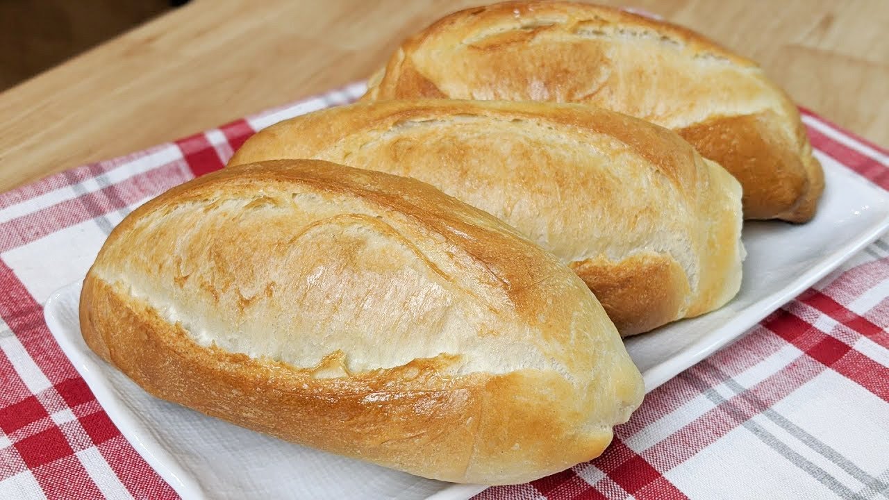 Mini baguettes,petits pains individuelle en pain de mie fait au
