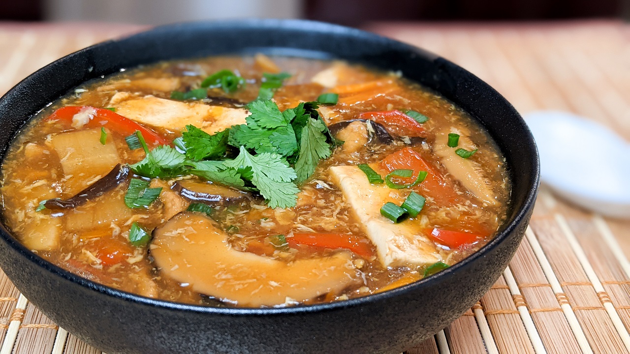 Soupe aux œufs chinoise (egg drop soup) - Hop dans le wok